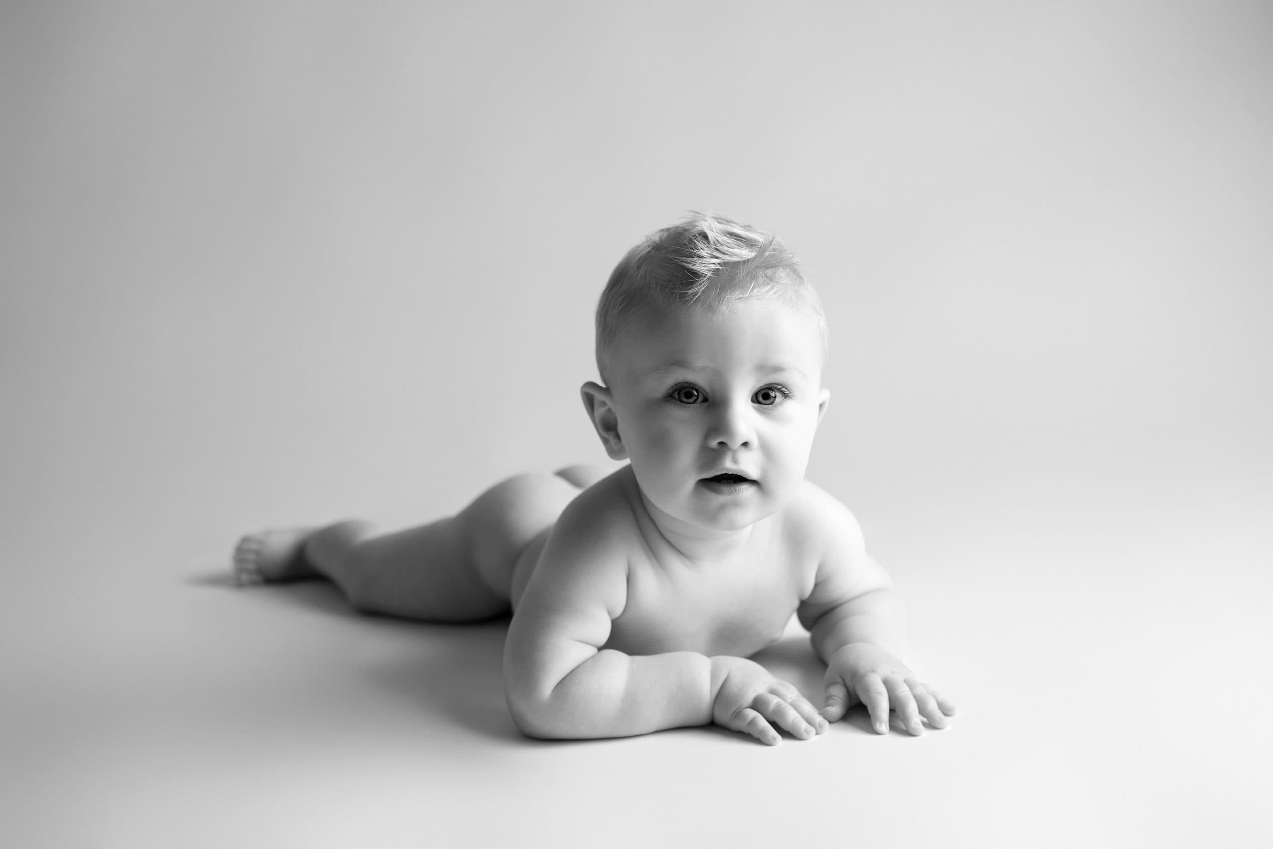 Bébé — Studio Darkom