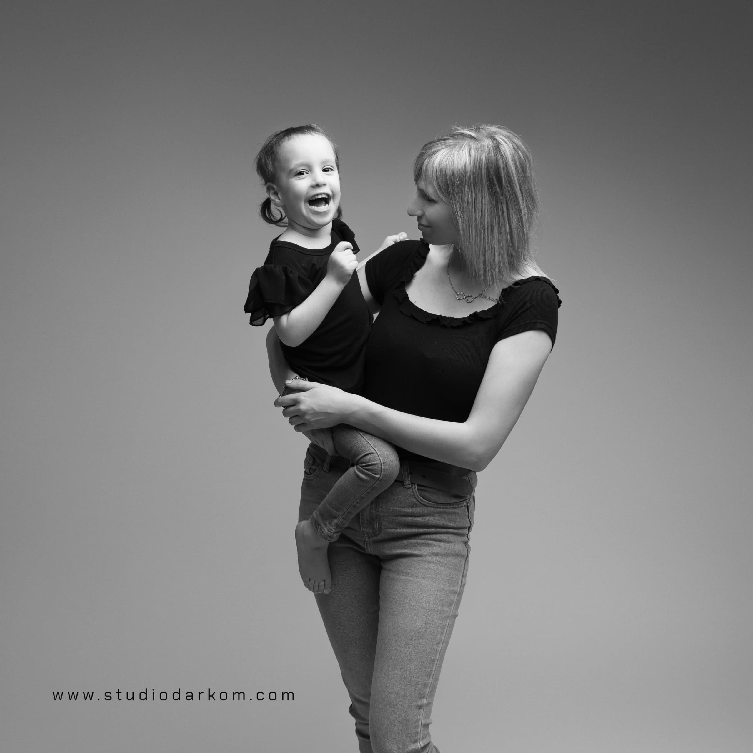 Famille — Studio Darkom